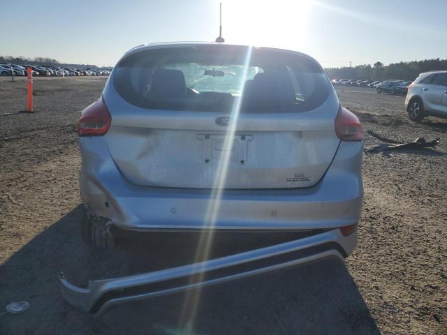 2016 FORD FOCUS SE 1FADP3K24GL318120