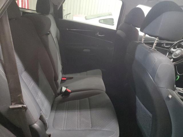 2018 KIA SORENTO LX 5XYPGDA32JG374471