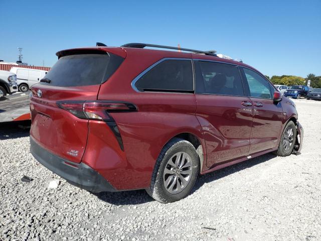 TOYOTA SIENNA XLE 2021 burgundy  hybrid engine 5TDJRKEC3MS011909 photo #4