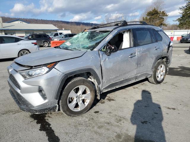 2019 TOYOTA RAV4 XLE JTMP1RFV3KD003909