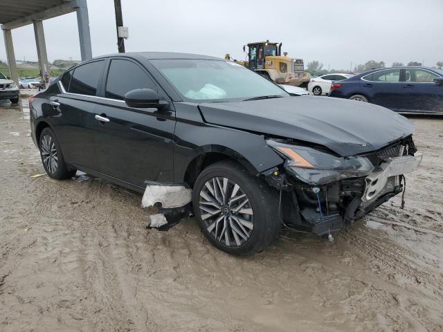 Vin: 1n4bl4dw2pn335057, lot: 41895845, nissan altima sv 20234