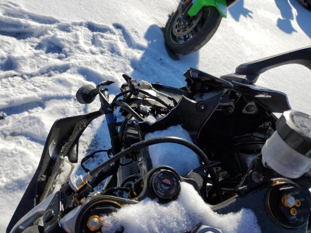 2018 YAMAHA YZFR6 JYARJ28E2JA002436