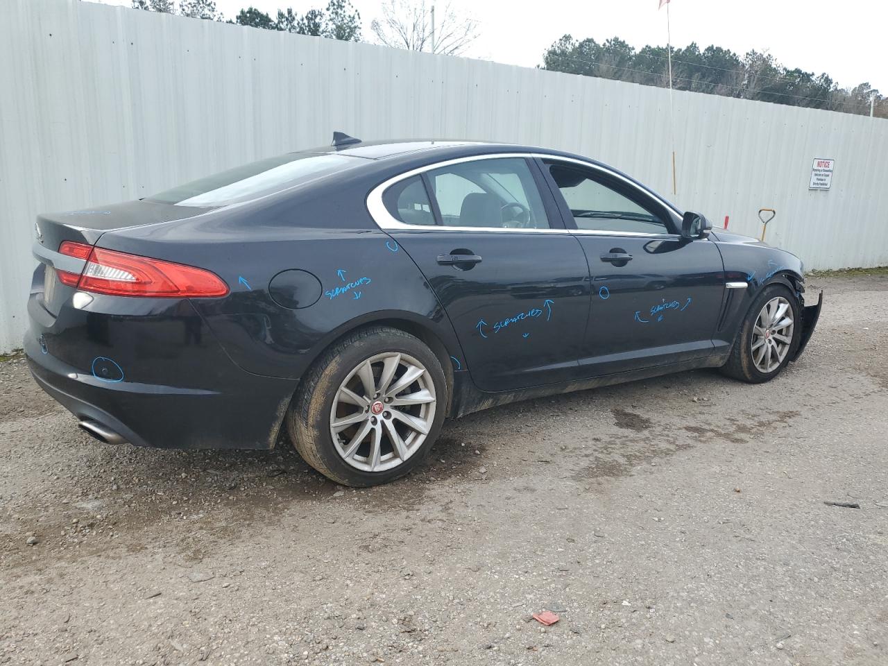 JAGUAR XF 2.0T PREMIUM