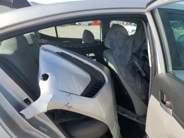2017 HYUNDAI ELANTRA SE - KMHD74LF7HU085181