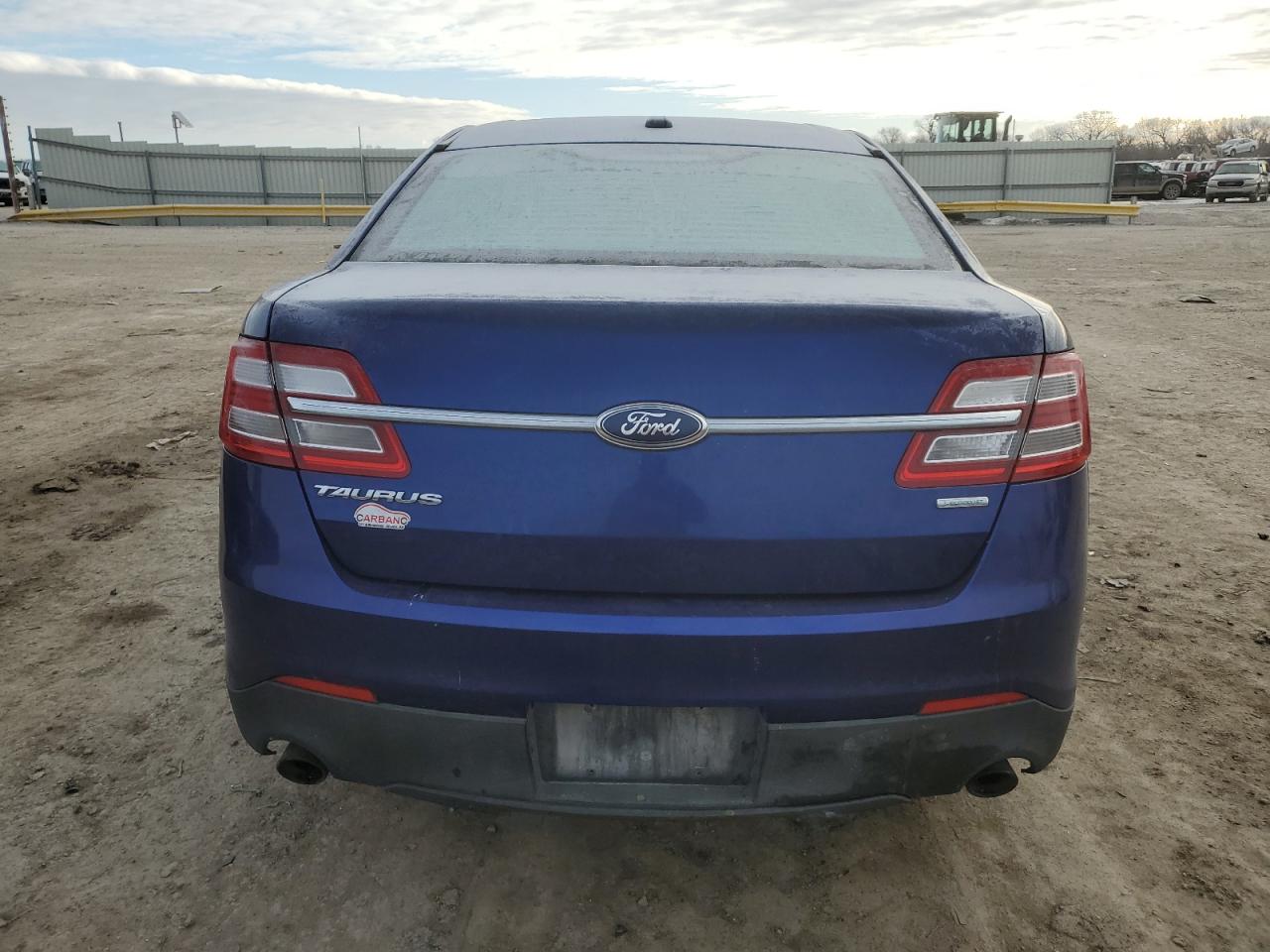 FORD TAURUS SE