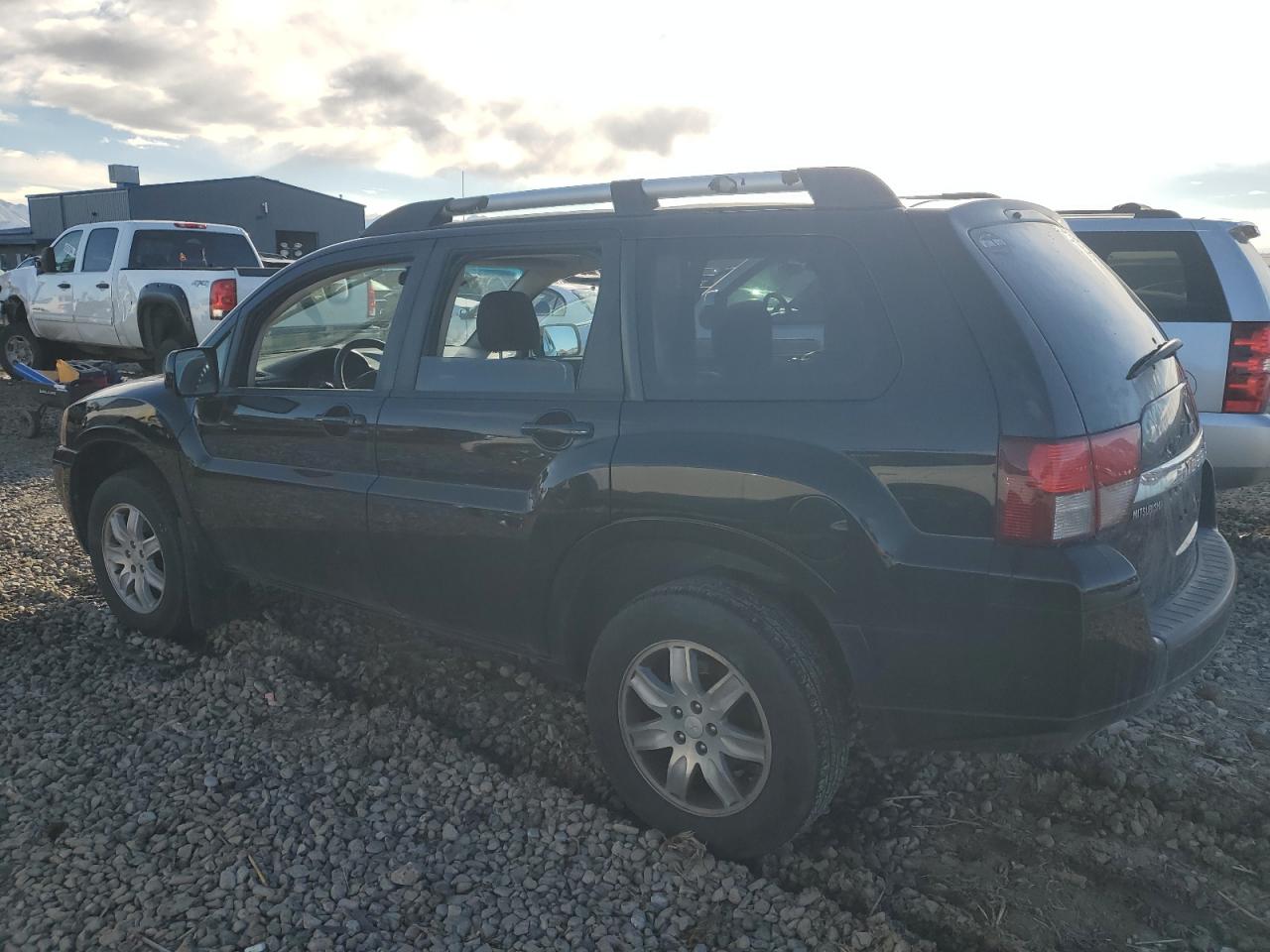 Lot #3049635218 2011 MITSUBISHI ENDEAVOR L