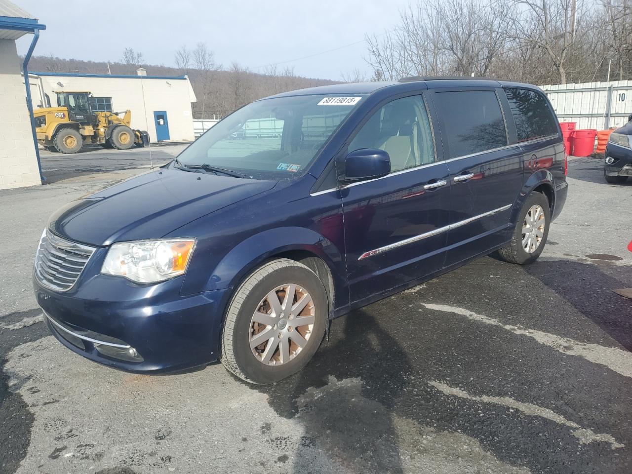 Lot #3052340601 2015 CHRYSLER TOWN & COU