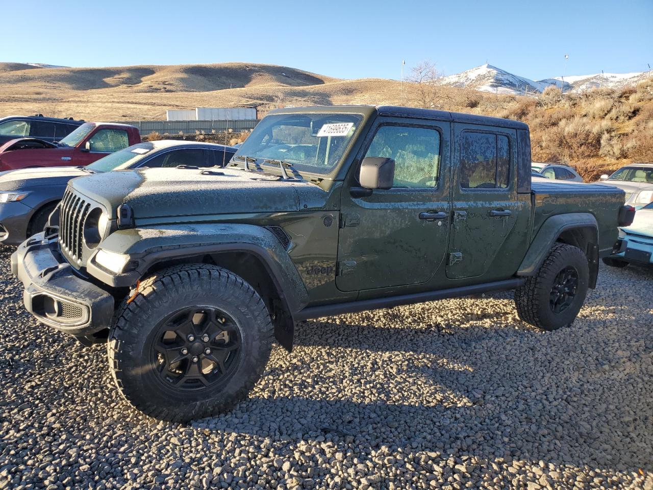  Salvage Jeep Gladiator