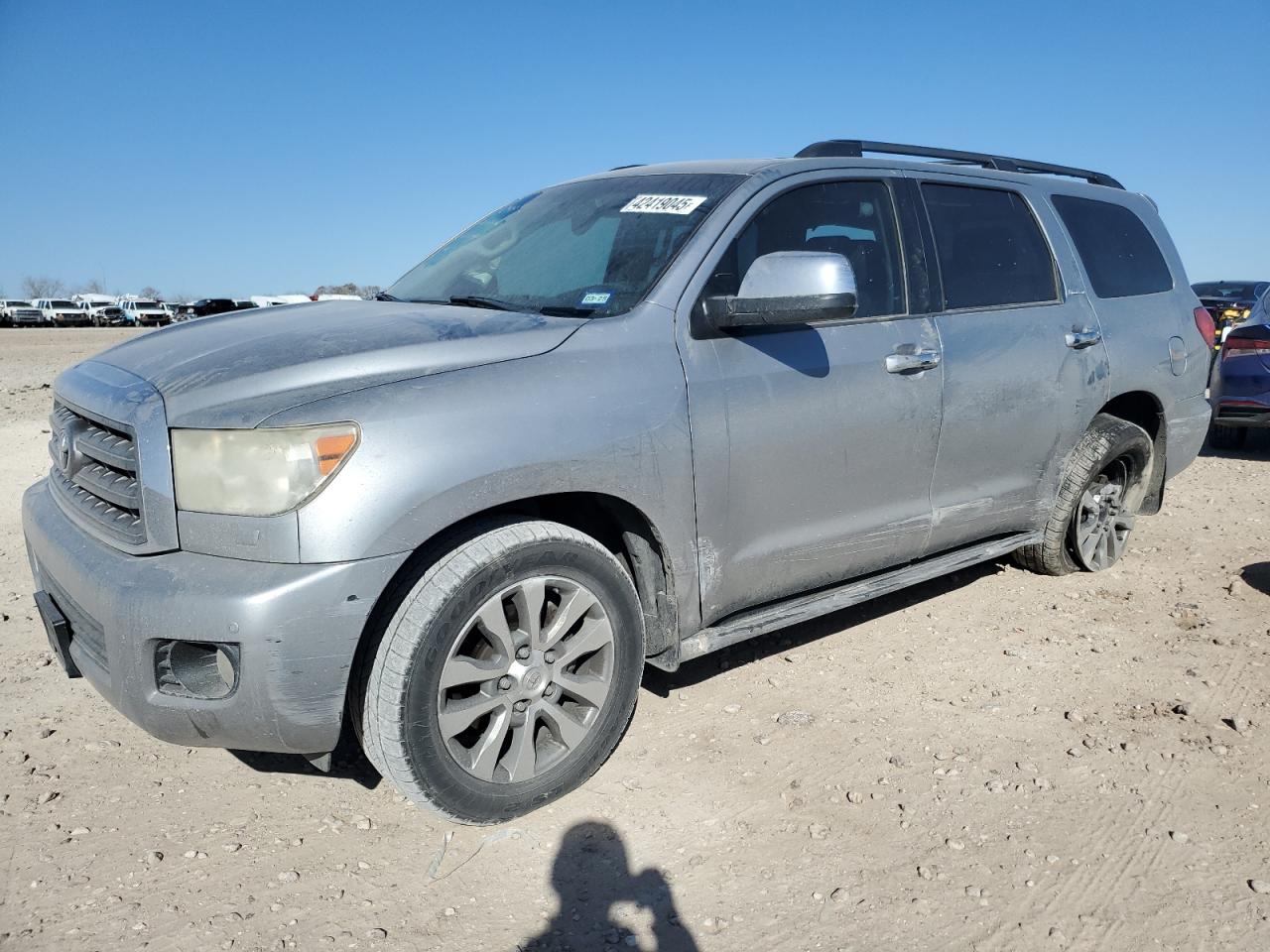  Salvage Toyota Sequoia