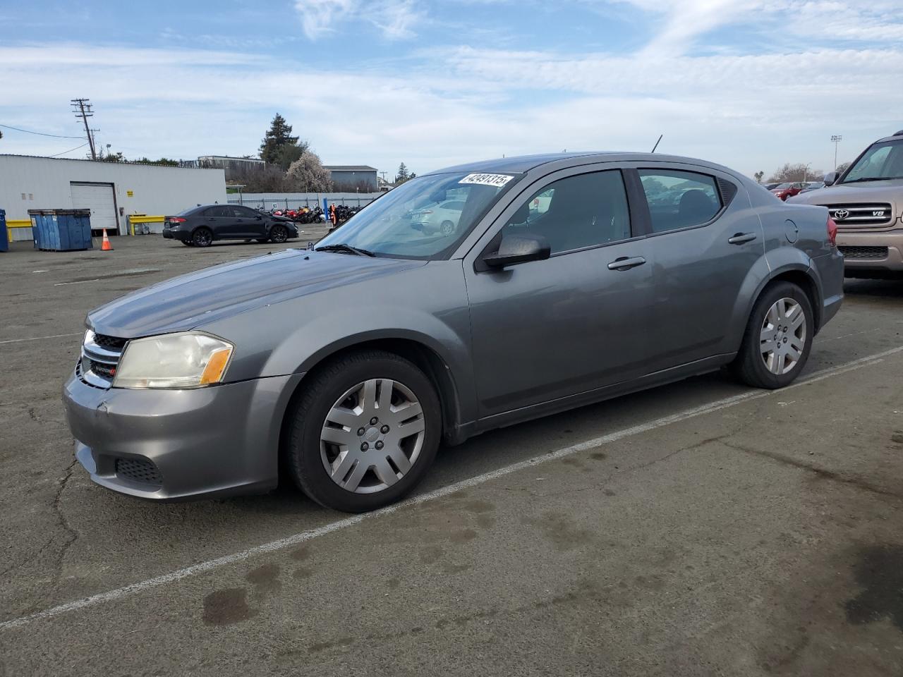  Salvage Dodge Avenger