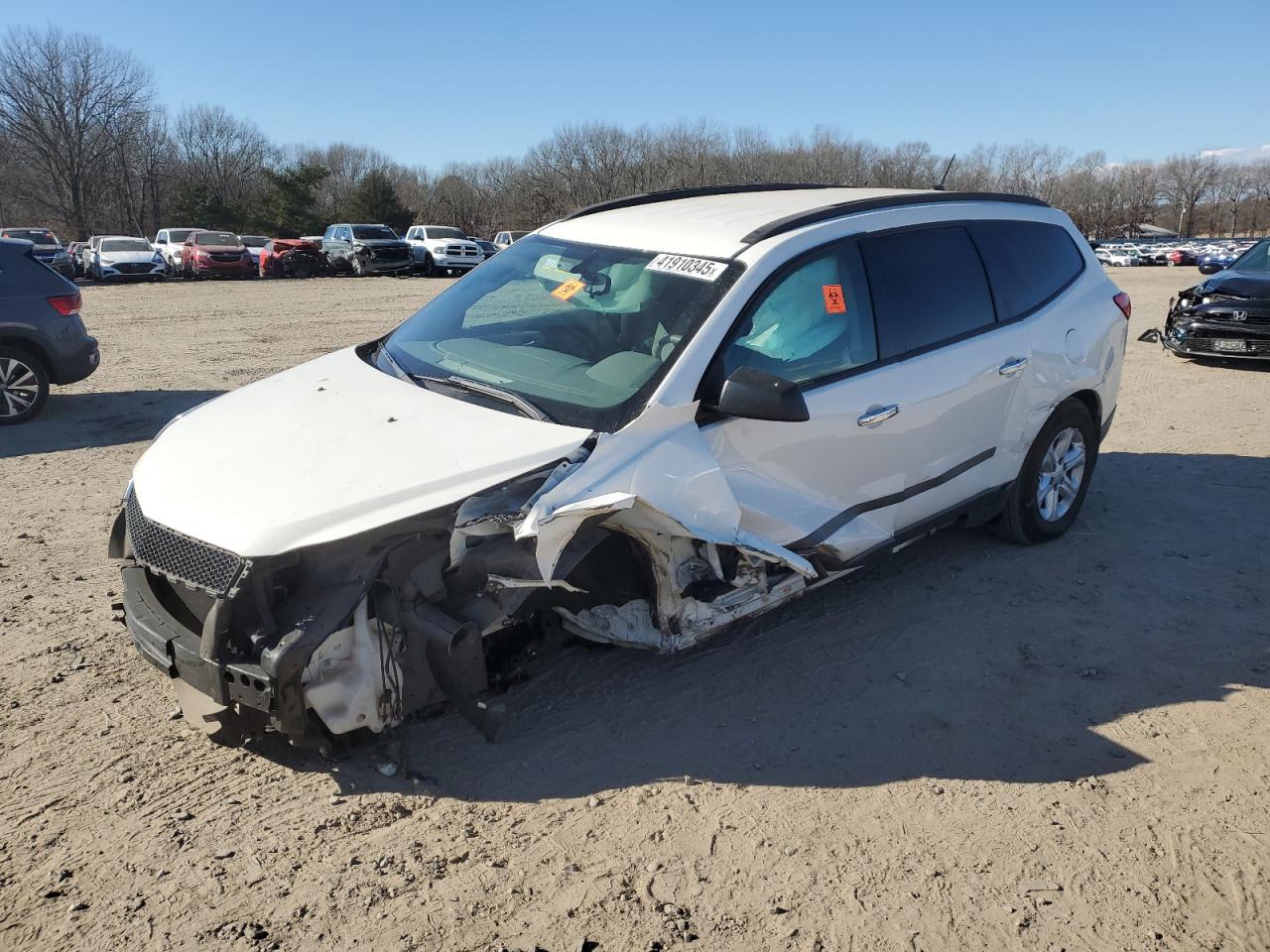 CHEVROLET TRAVERSE LS