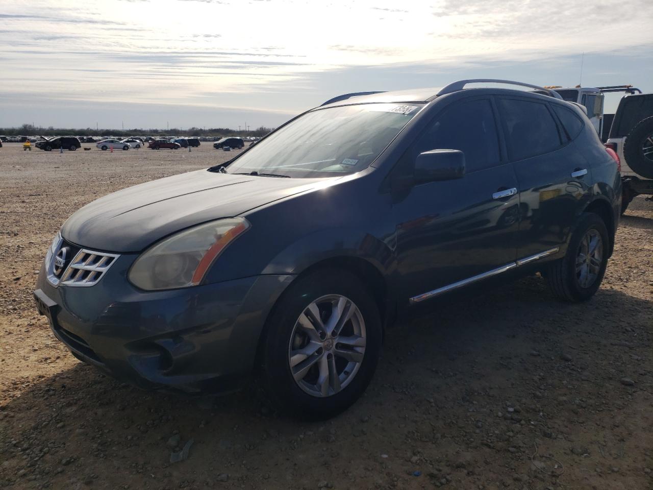  Salvage Nissan Rogue