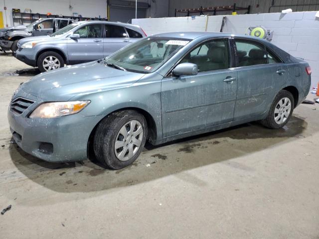 TOYOTA CAMRY BASE