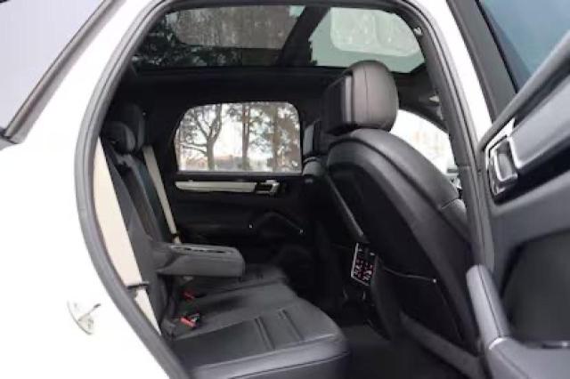 2022 PORSCHE CAYENNE WP1AA2AY2NDA06673
