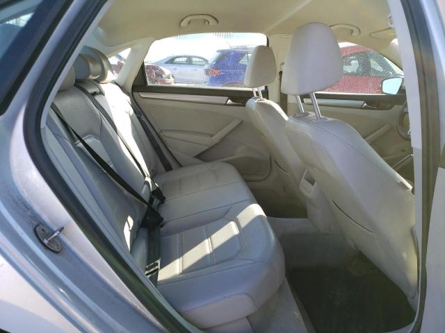 2015 VOLKSWAGEN PASSAT S 1VWAT7A39FC030115
