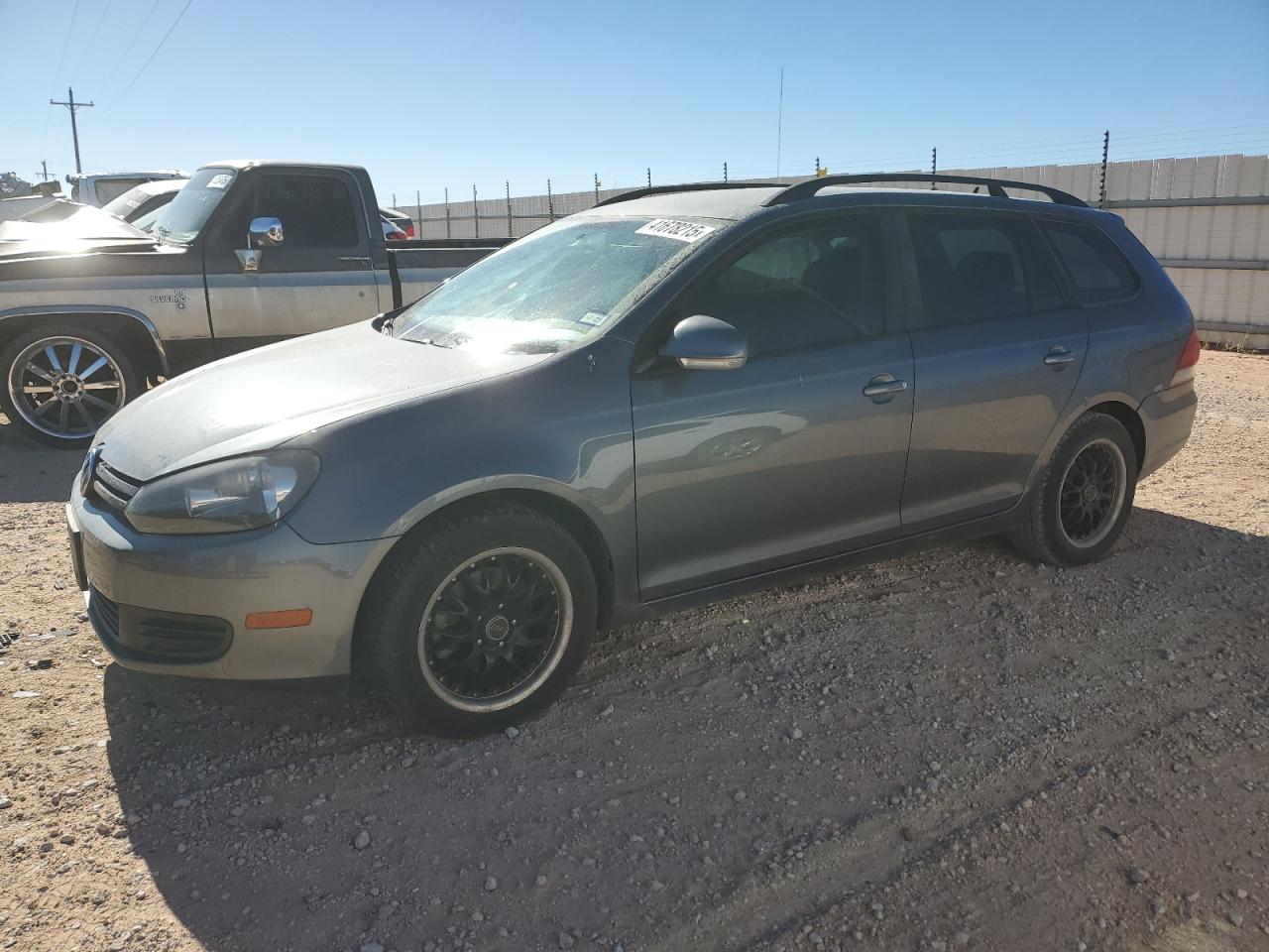  Salvage Volkswagen Jetta