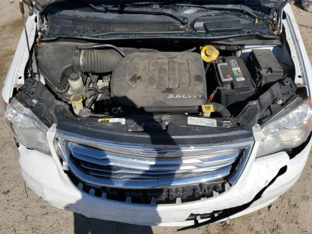 2016 CHRYSLER TOWN & COU - 2C4RC1BG1GR173962