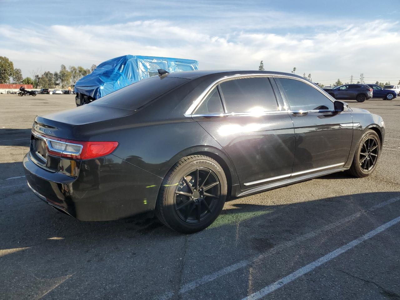 Lot #3048751775 2018 LINCOLN CONTINENTA