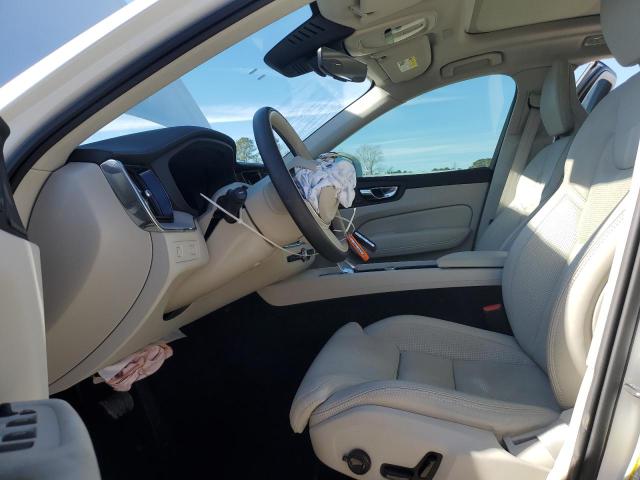 2022 VOLVO XC60 B5 IN YV4L12DL6N1025588