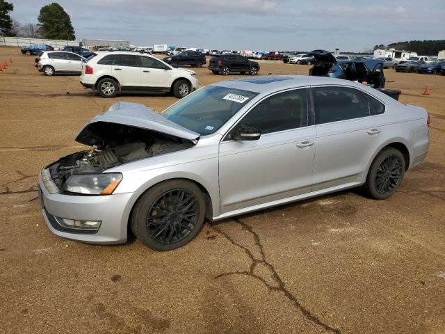 2015 VOLKSWAGEN PASSAT SE 1VWBV7A38FC073813