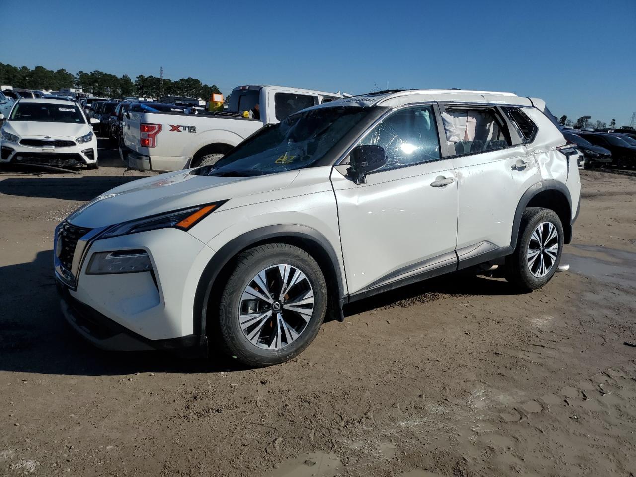 NISSAN ROGUE SV