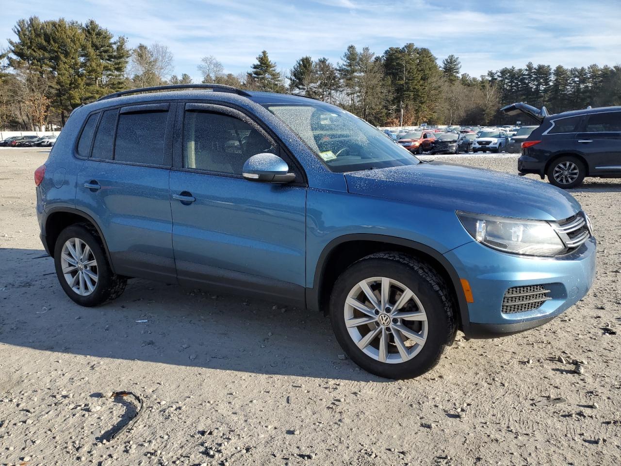 VOLKSWAGEN TIGUAN S