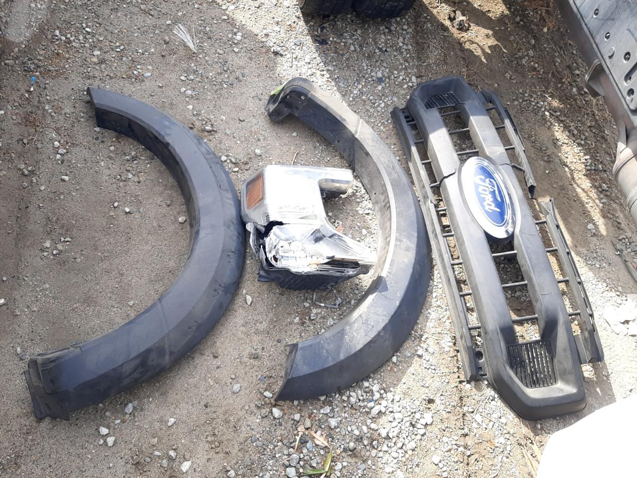 FORD F-550 SUPER DUTY