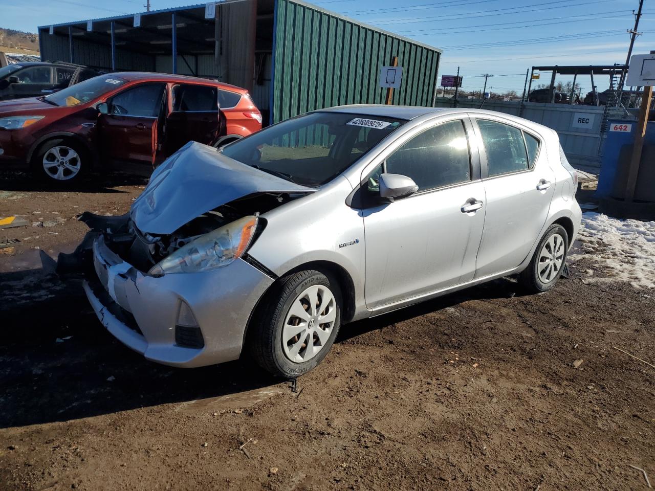  Salvage Toyota Prius