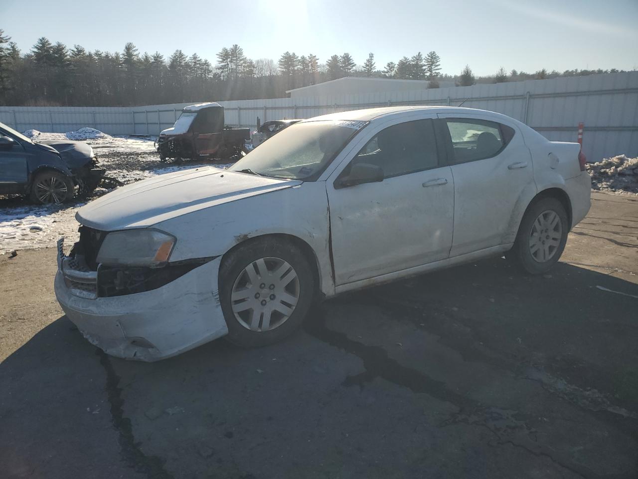  Salvage Dodge Avenger