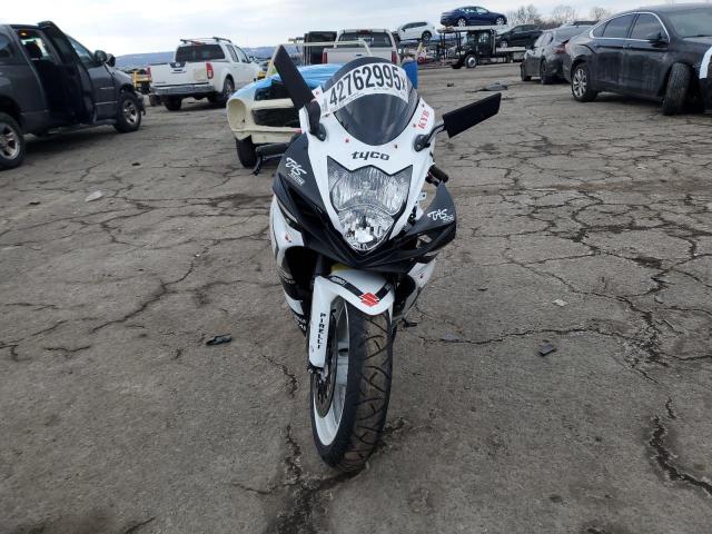 2019 SUZUKI GSX-R600 JS1GN7FAXK7101284