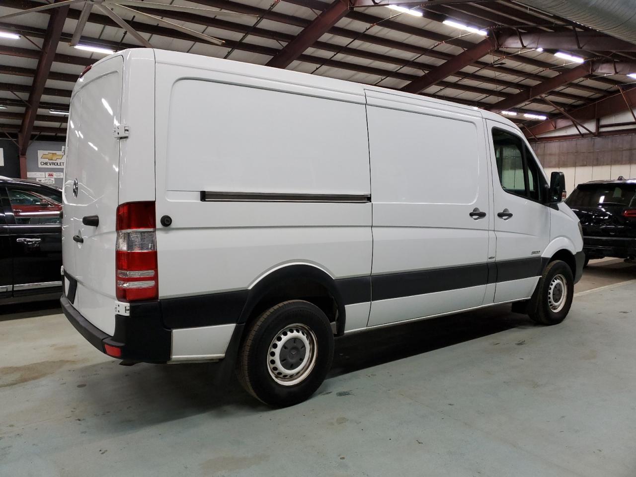 Lot #3055456108 2016 MERCEDES-BENZ SPRINTER 2