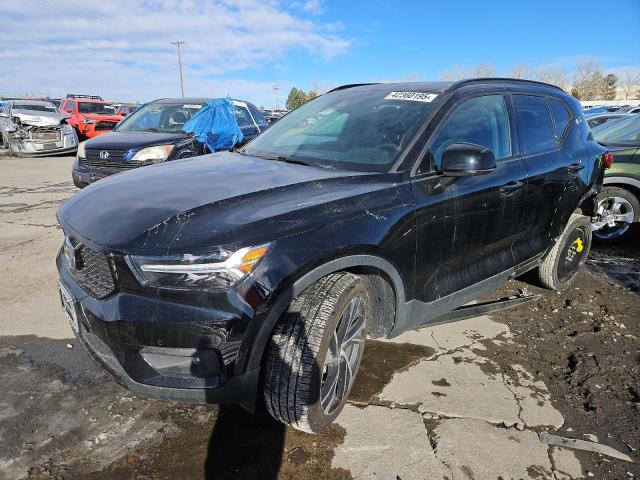 VOLVO XC40 T5 R-