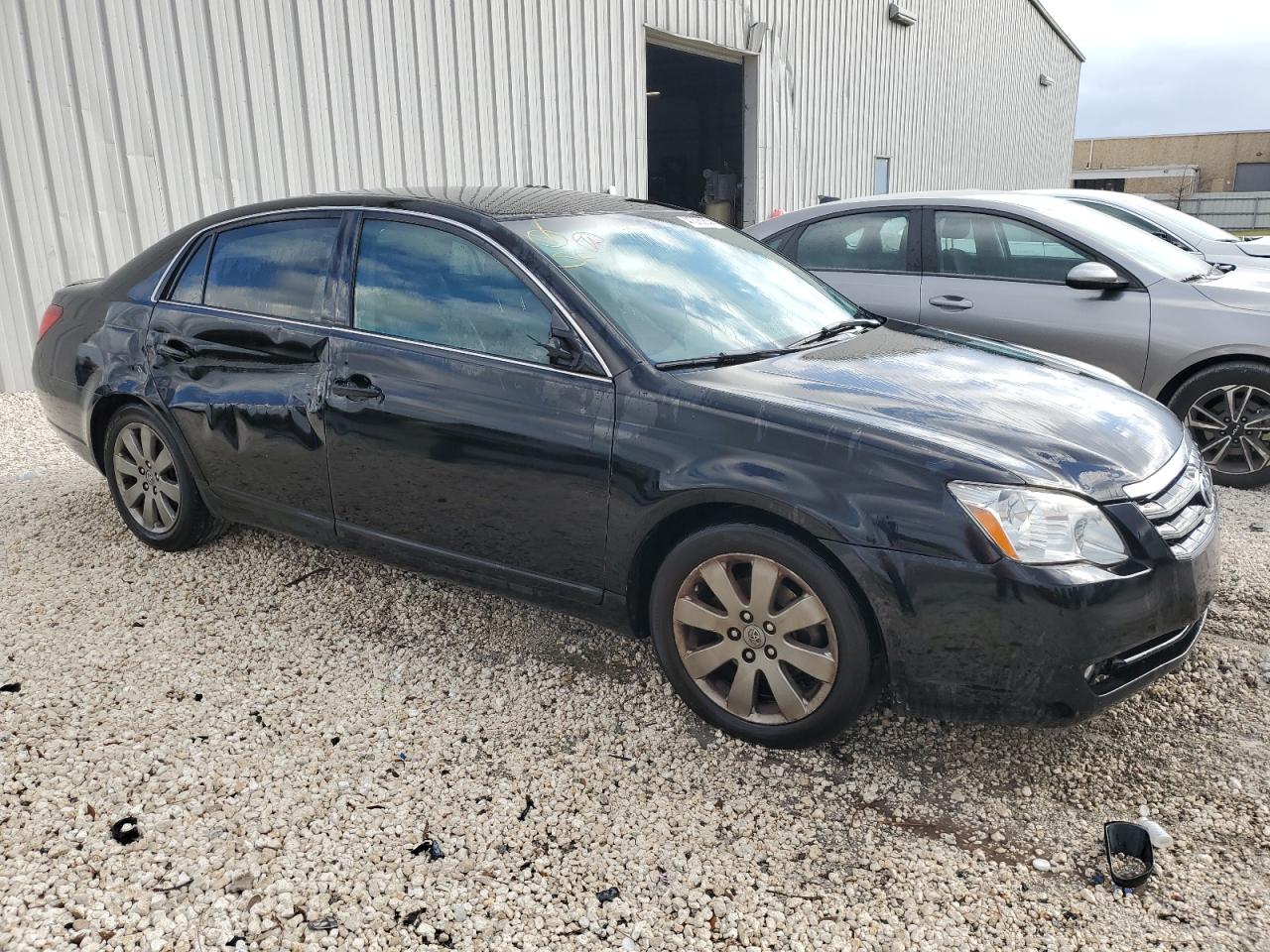 Lot #3048599870 2007 TOYOTA AVALON XL