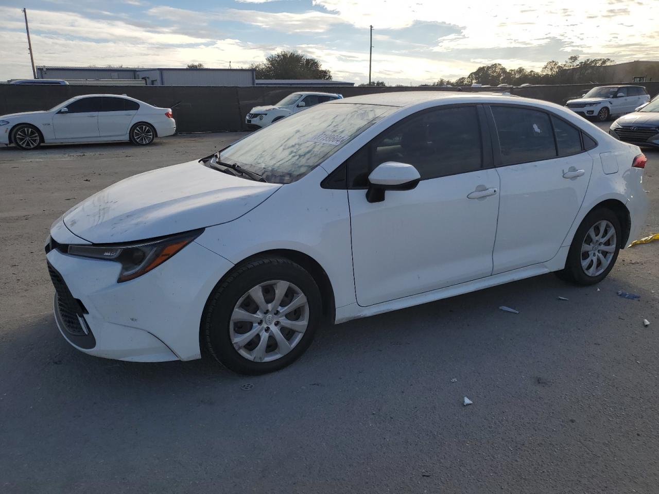 TOYOTA COROLLA LE