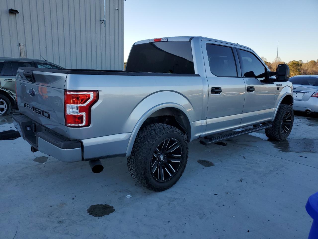 FORD F-150 SUPERCREW