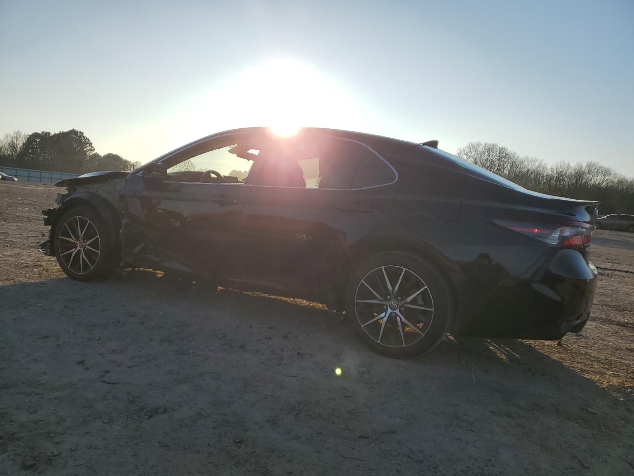 TOYOTA CAMRY SE NIGHT SHADE