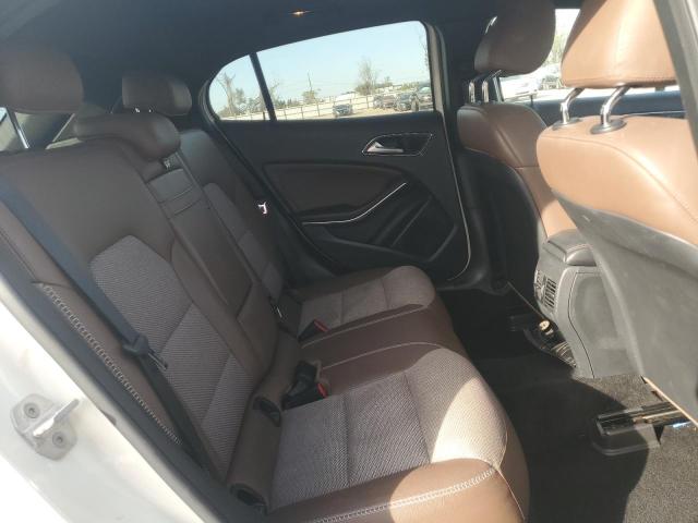 2015 MERCEDES-BENZ GLA 250 4M WDCTG4GB9FJ038928