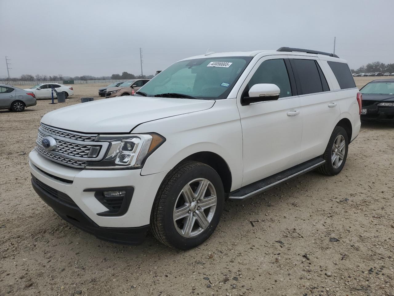  Salvage Ford Expedition