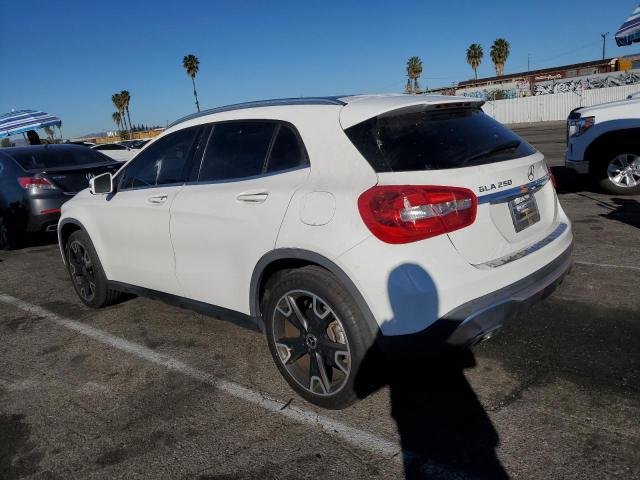 MERCEDES-BENZ GLA 250 2019 white  gas WDCTG4EB2KU009167 photo #3