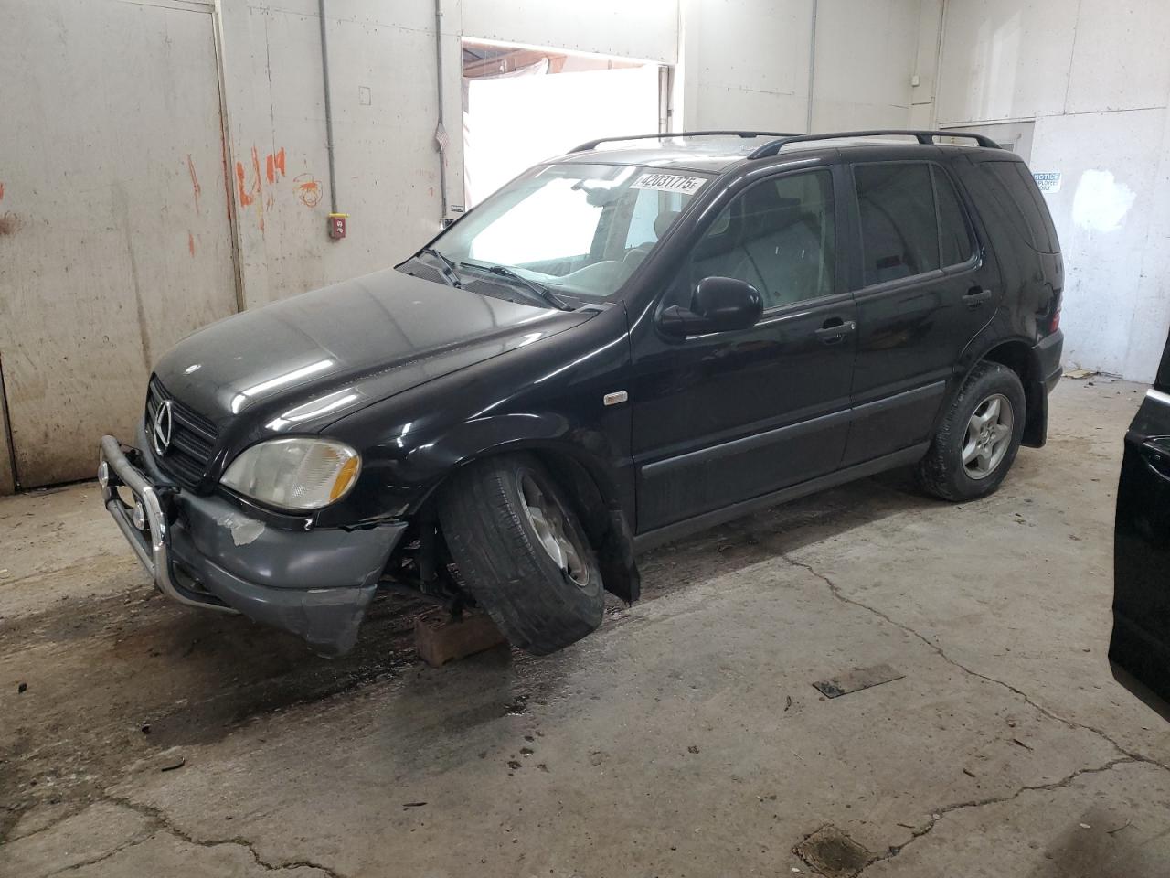  Salvage Mercedes-Benz M-Class