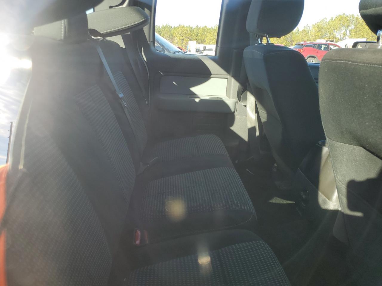 FORD F-150 SUPER CAB