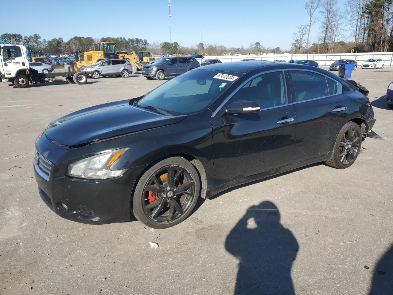 NISSAN MAXIMA S