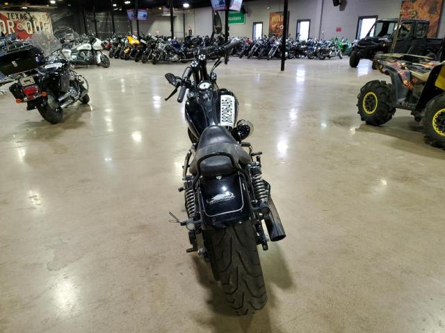 2011 HARLEY-DAVIDSON FXDWG 1HD1GP417BC325918