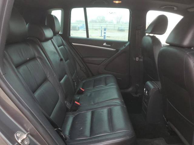 2015 VOLKSWAGEN TIGUAN S WVGBV7AX8FW558162