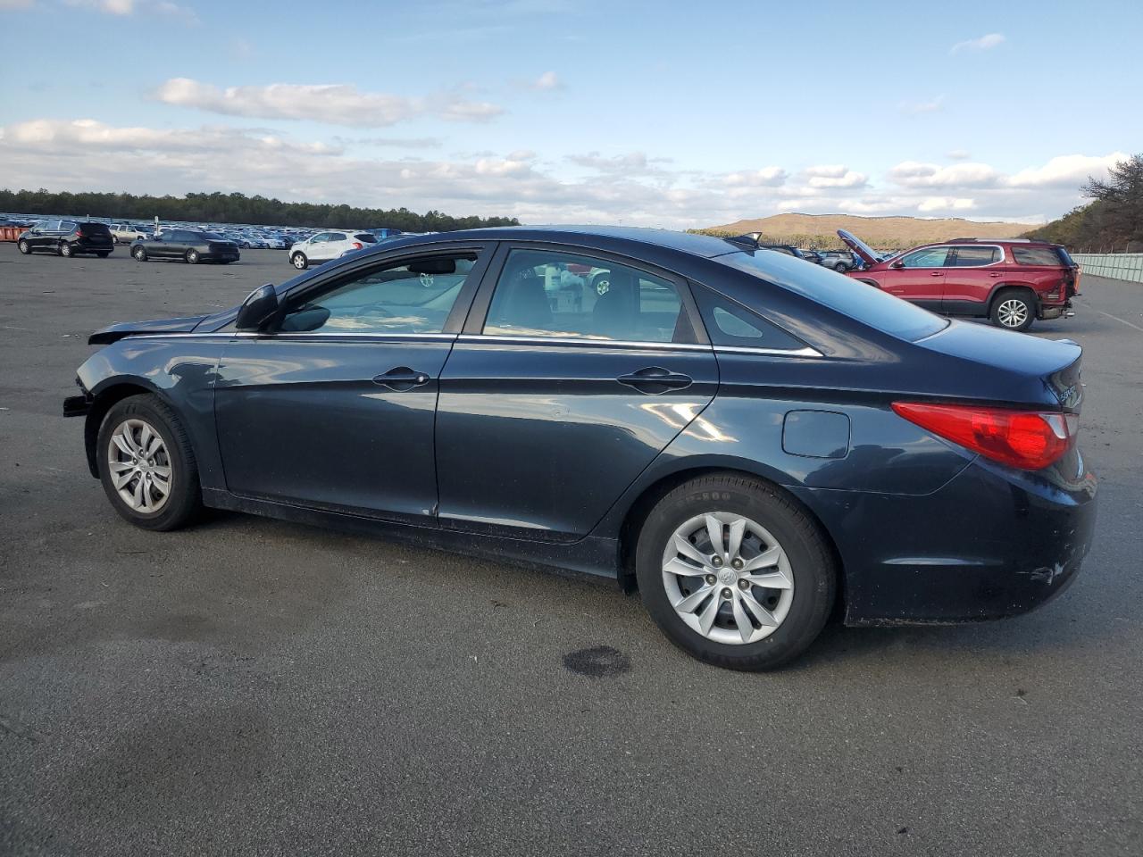 Lot #3050510112 2012 HYUNDAI SONATA GLS