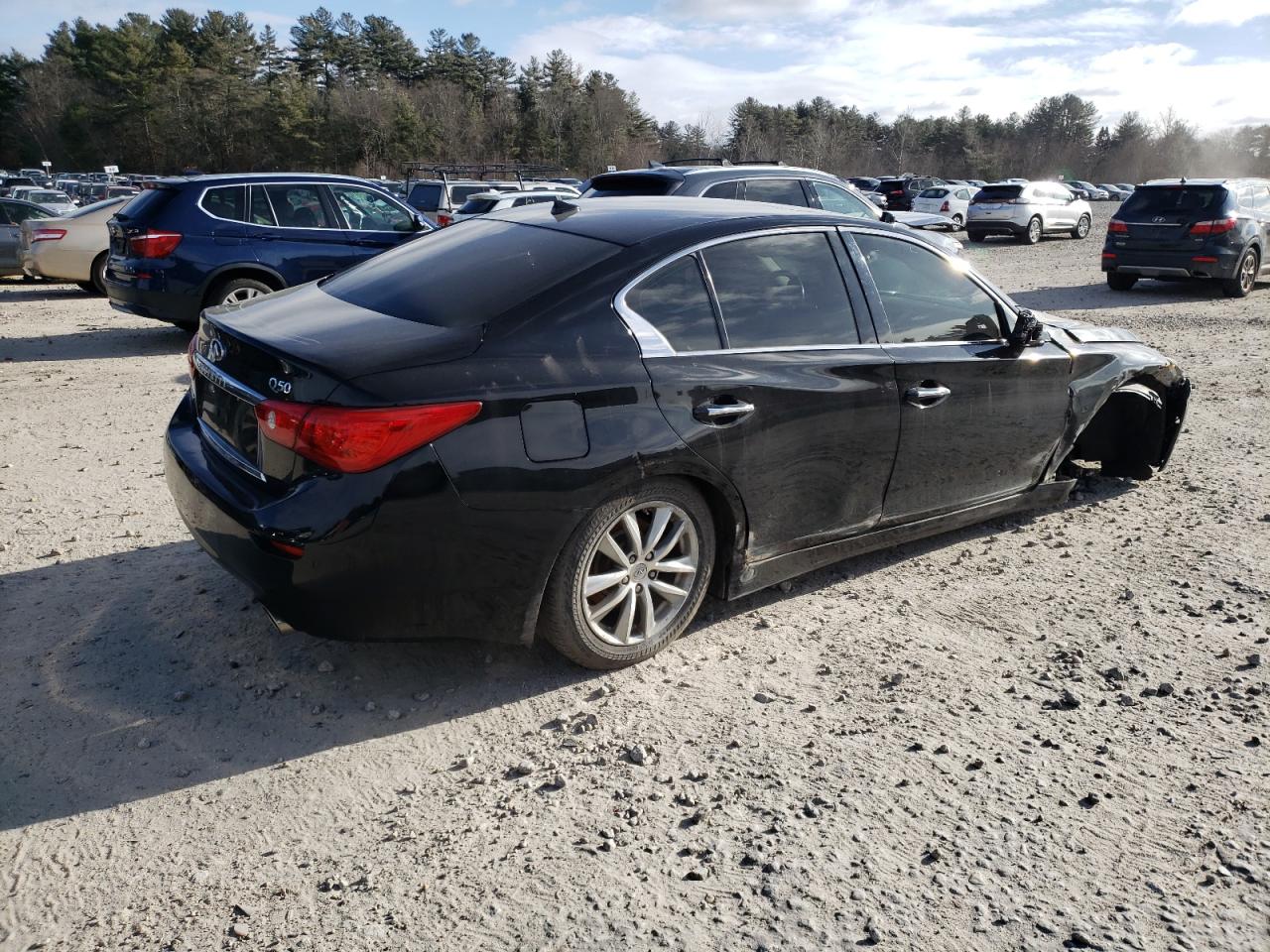 INFINITI Q50 2015