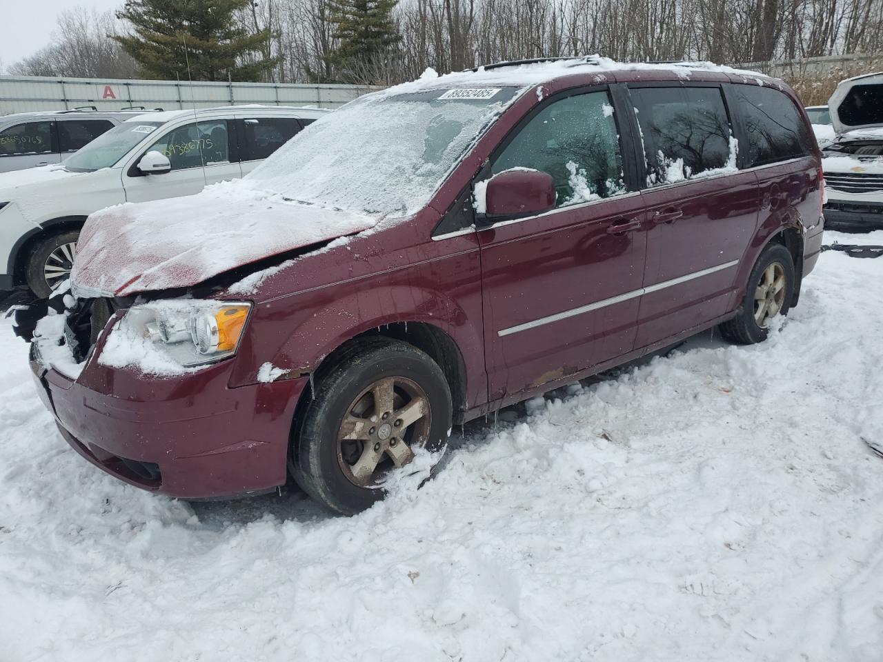  Salvage Chrysler Minivan