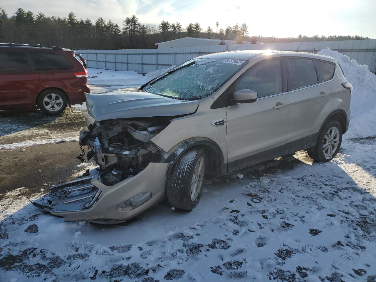  Salvage Ford Escape