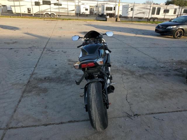 2017 SUZUKI GSX-R600 JS1GN7FA1H2100790