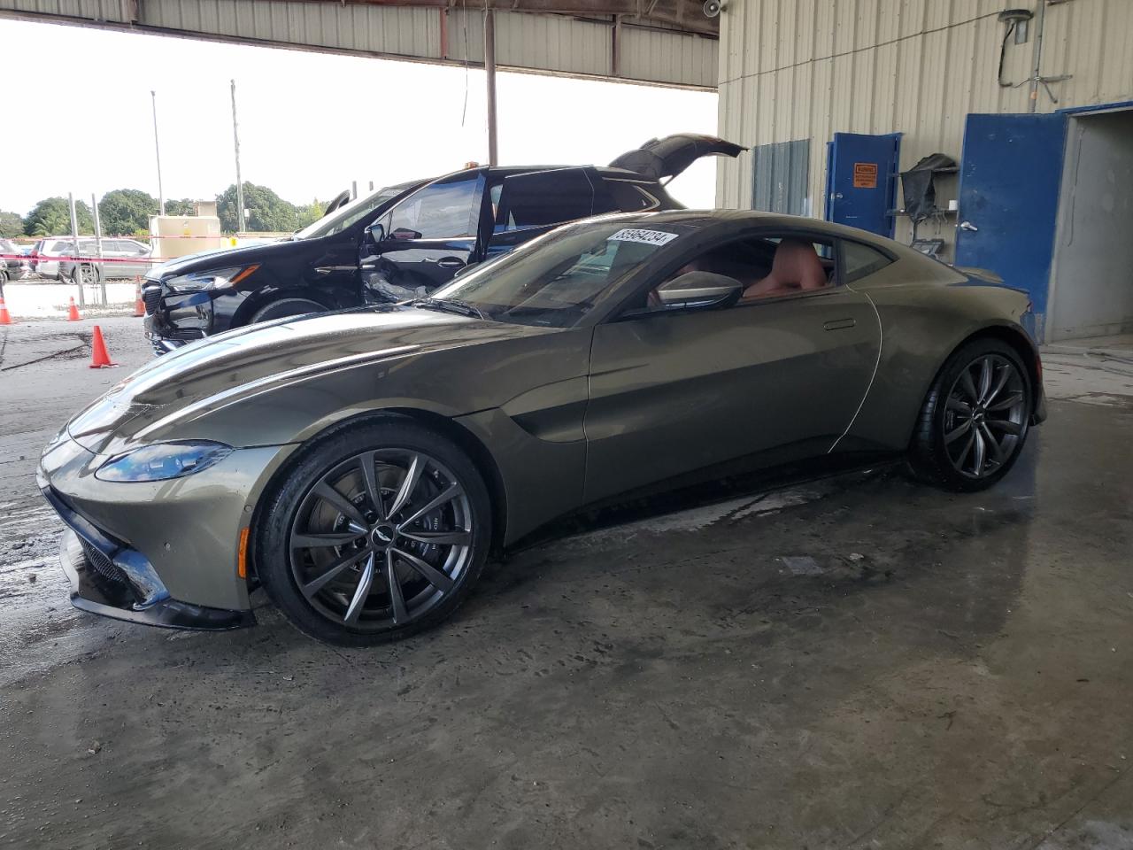 ASTON MARTIN VANTAGE